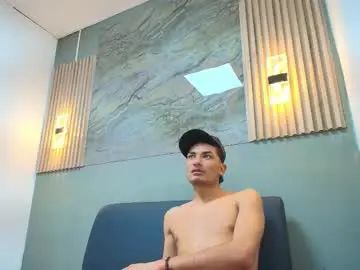 Gay sex chat with mario_collinss - camgaychat.com - Britain