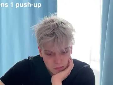 Gay sex chat with yokohosh - camgaychat.com - Russia