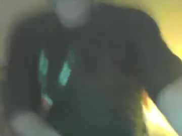 Gay sex chat with jdoingthingsd - camgaychat.com - Britain