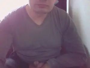 Gay sex chat with YakisikliSikici - camgaychat.com - Britain