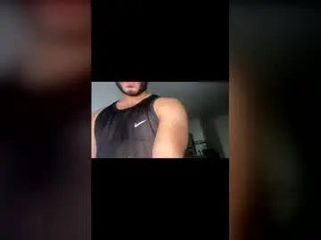 Gay sex chat with velezsv06 - camgaychat.com - Britain