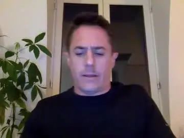 Gay sex chat with etalonbreton - camgaychat.com - Britain