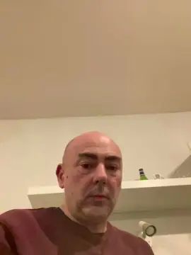 Gay sex chat with tricky461 - camgaychat.com - Britain