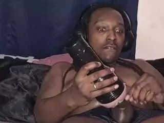 Gay sex chat with east704bbc - camgaychat.com