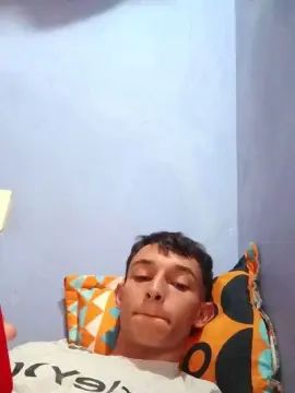 Gay sex chat with Benn_harris - camgaychat.com - Spain