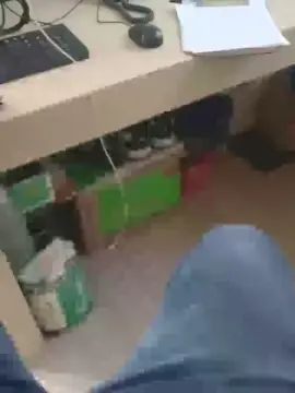 Gay sex chat with kazz5 - camgaychat.com - Britain