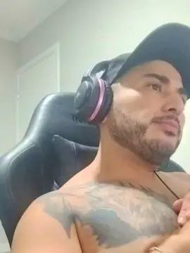 Gay sex chat with dark704996 - camgaychat.com - Portugal