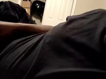 Gay sex chat with chawessi25 - camgaychat.com - Britain