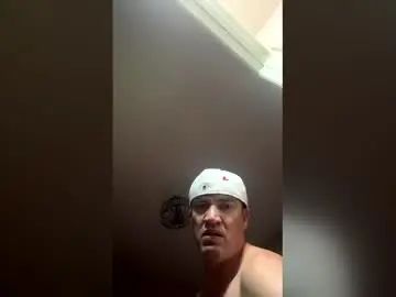 Gay sex chat with fordfamous - camgaychat.com - Britain