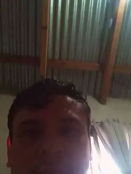 Gay sex chat with Elpupy87 - camgaychat.com - Britain