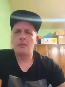 Gay sex chat with Mellory97 - camgaychat.com - Britain