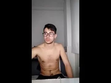 Gay sex chat with pabloherraizsoria1707 - camgaychat.com - Britain