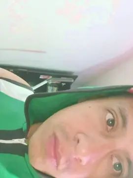 Gay sex chat with Lufeerhi - camgaychat.com - Britain