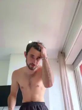 Gay sex chat with Benjibigdog - camgaychat.com - Portugal