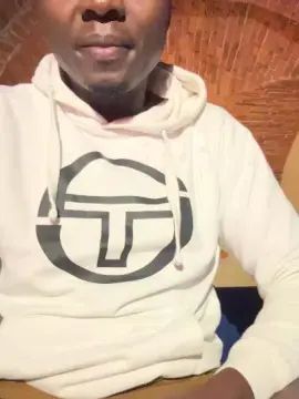 Gay sex chat with Manu_Dav - camgaychat.com - Italy