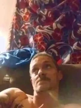 Gay sex chat with Plumber_dug - camgaychat.com - Britain