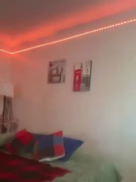 Gay sex chat with slycat69 - camgaychat.com - Britain