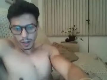 Gay sex chat with brunobalbino - camgaychat.com - Britain