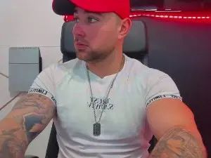 Gay sex chat with DuncanStonee - camgaychat.com - Britain