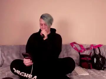 Gay sex chat with k9_goodboy - camgaychat.com - Britain