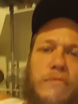 Gay sex chat with Burstfire777 - camgaychat.com - Britain