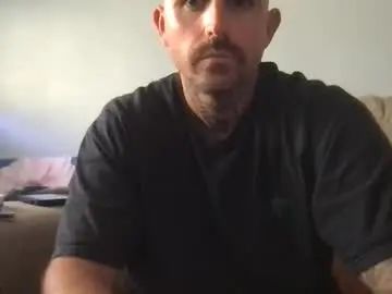 Gay sex chat with errock87 - camgaychat.com - Britain