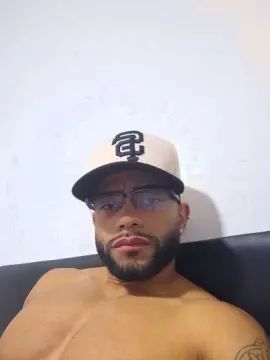 Gay sex chat with Zeus69xxxx - camgaychat.com - Spain