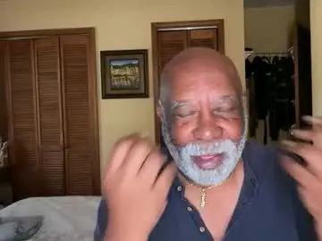 Gay sex chat with edgrant26422842 - camgaychat.com - Britain