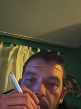 Gay sex chat with niks9854 - camgaychat.com - Britain