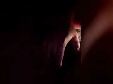 Gay sex chat with theforaster60924 - camgaychat.com - Britain