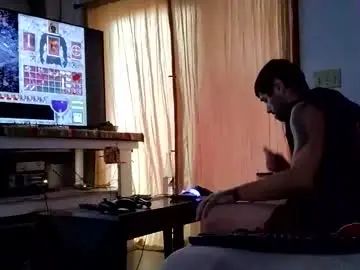 Gay sex chat with gawdaddy - camgaychat.com - Britain