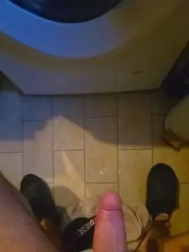 Gay sex chat with AndreeaD - camgaychat.com - Italy