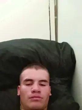 Gay sex chat with CamJuanD5_ - camgaychat.com - Spain