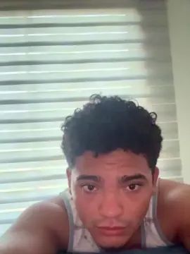 Gay sex chat with s4n5c3 - camgaychat.com