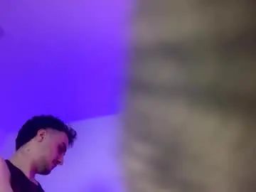 Gay sex chat with aneelababyy - camgaychat.com - Britain