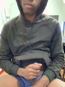 Gay sex chat with Berdiano18 - camgaychat.com - Portugal