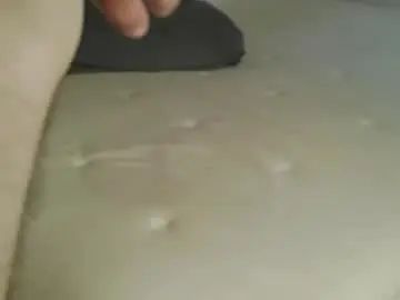 Gay sex chat with xkingxw - camgaychat.com - Britain