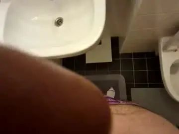 Gay sex chat with hot_couple_pl35 - camgaychat.com - Britain