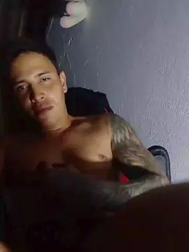 Gay sex chat with zneyder3 - camgaychat.com - Spain