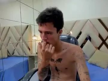 Gay sex chat with camievan - camgaychat.com - Britain