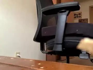 Gay sex chat with pnwfun123 - camgaychat.com - Britain