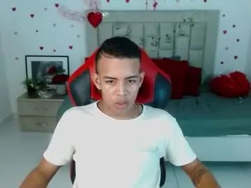 Gay sex chat with thor_fox723 - camgaychat.com - Britain