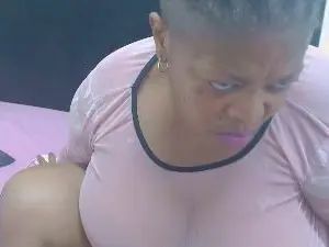 Gay sex chat with divineboobs3 - camgaychat.com