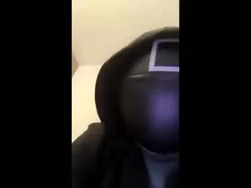 Gay sex chat with raulgiraldo987 - camgaychat.com - Britain