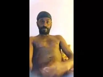 Gay sex chat with lilcalvo1 - camgaychat.com - Britain