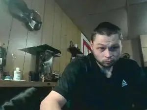 Gay sex chat with Xerz26 - camgaychat.com - Britain