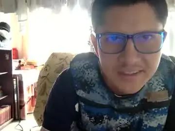 Gay sex chat with castledavid2025 - camgaychat.com - Spain