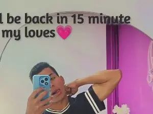 Gay sex chat with Noah_Greenhart - camgaychat.com - Britain