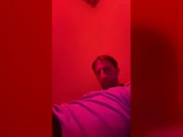 Gay sex chat with ikweerniet - camgaychat.com - Britain