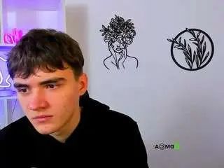 Gay sex chat with emil-lucky - camgaychat.com